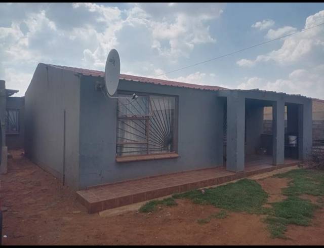 2 BEDROOM HOUSE FOR SALE IN PALM RIDGE